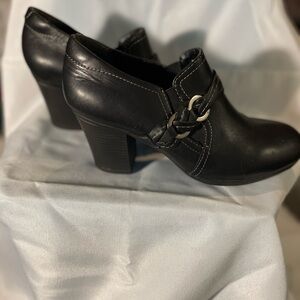 Rockport Black Heeled Boots with Braided Detail